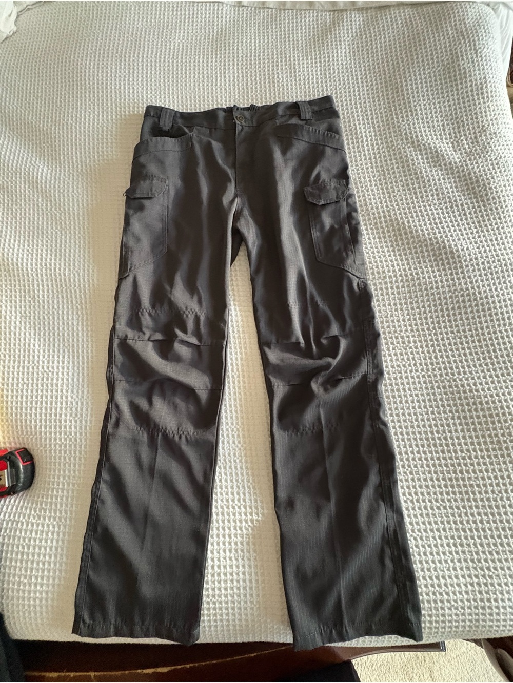 Men's Grey Tactile Cargo Pants - Classic Utility Style XL